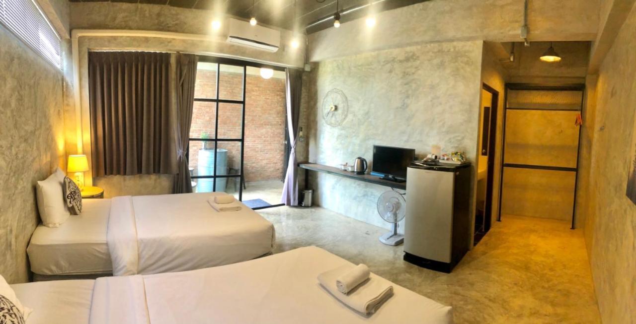Rumpai Loft Habitat Chiang Mai Exterior foto