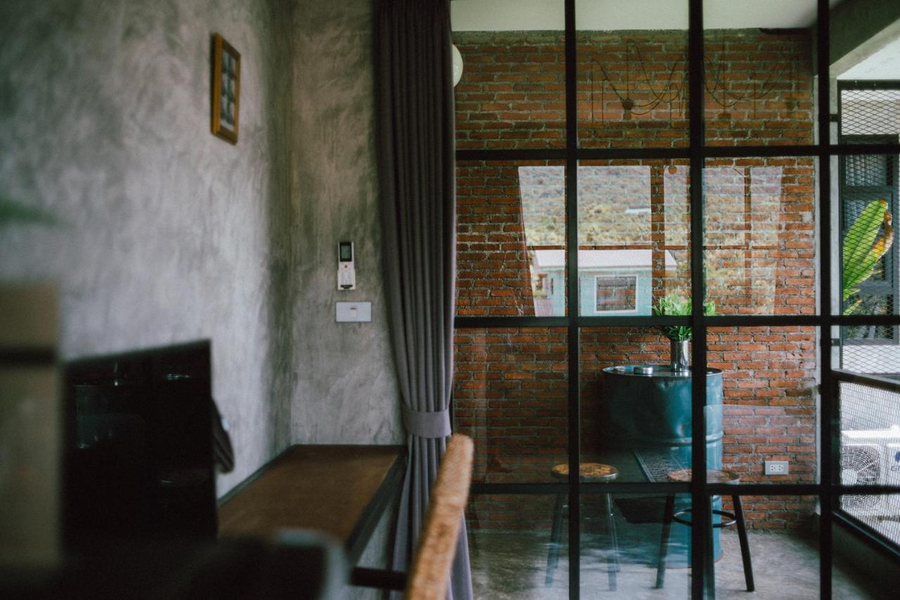Rumpai Loft Habitat Chiang Mai Exterior foto